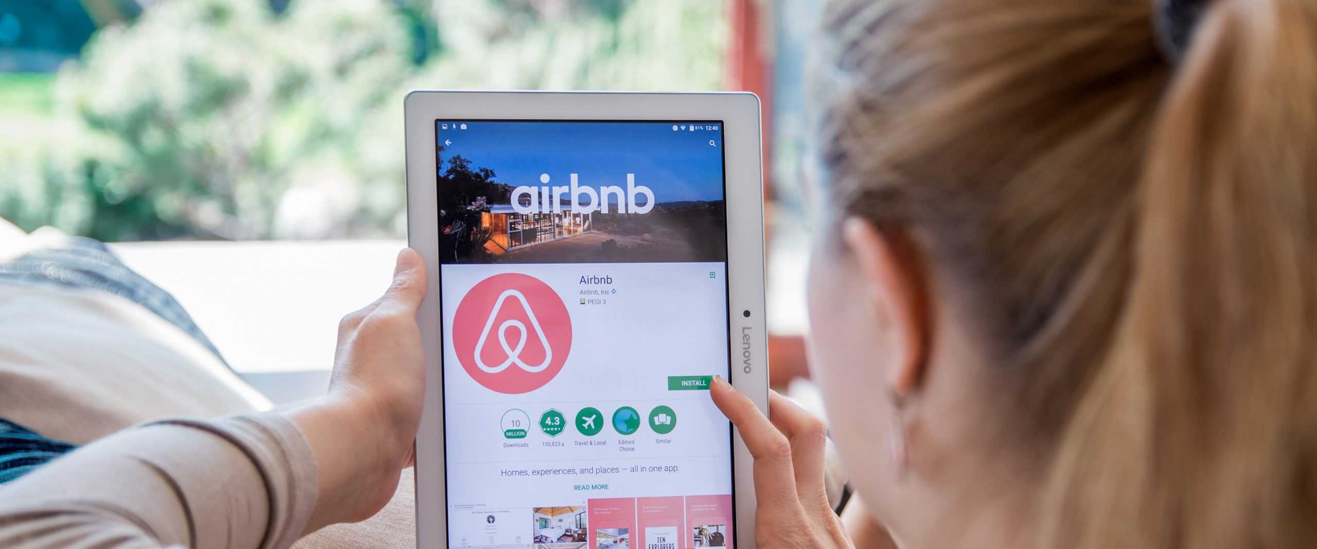 Airbnb cuts its budget for performance marketing like only they can